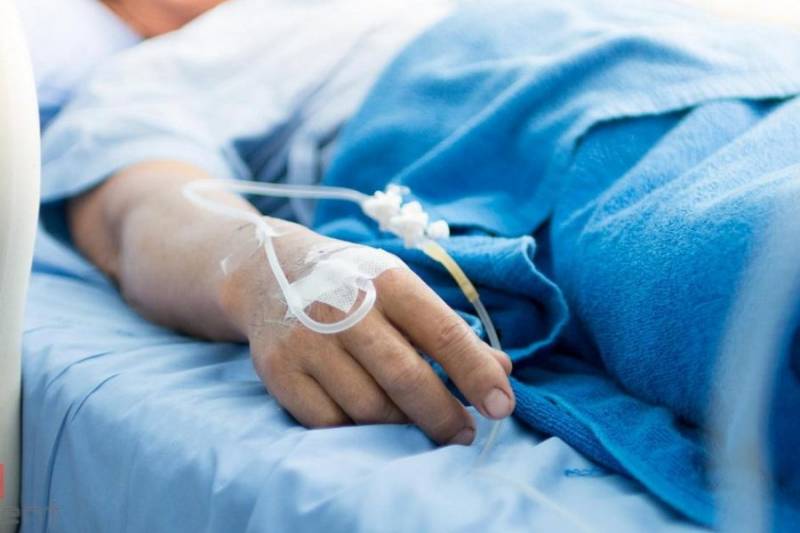 “Xəstələrin əziyyət çəkməsinə dözmürdüm” - 20 koronavirus xəstəsini öldürən tibb bacısı