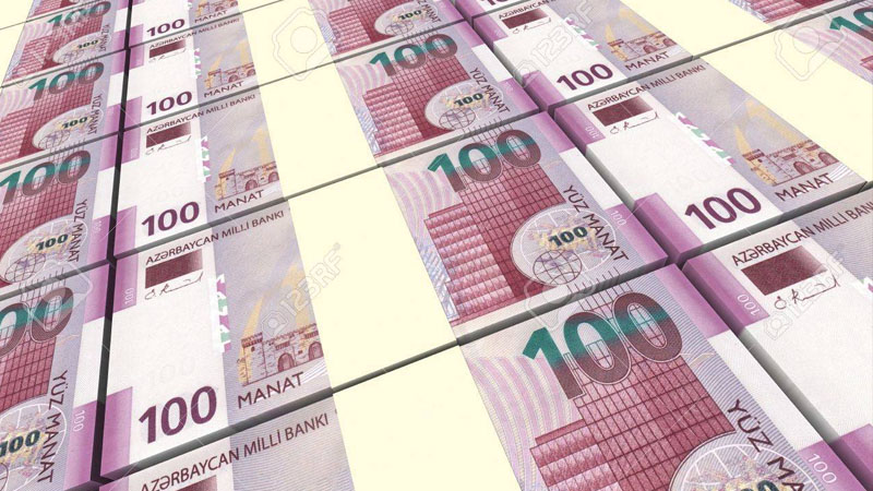 Gömrükdə 2 milyard manatdan çox pul yığılıb