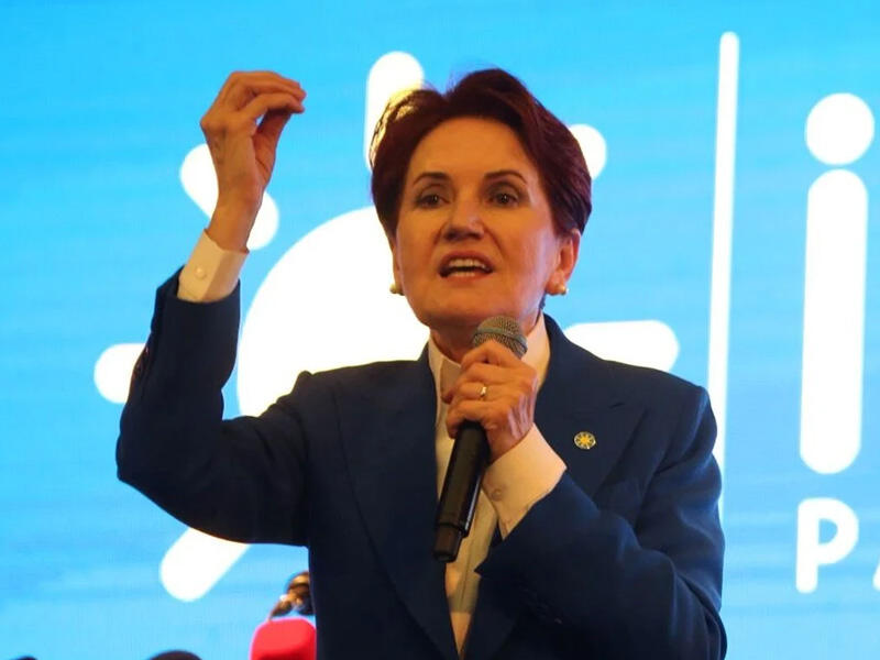 Akşener qəzəbləndi - Pəncərəyə zərbə endirdi: “Mən sizə demişdim”