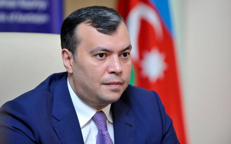 Sahil Babayev Xalq artistinin oğlunu işdən çıxardı - FOTO