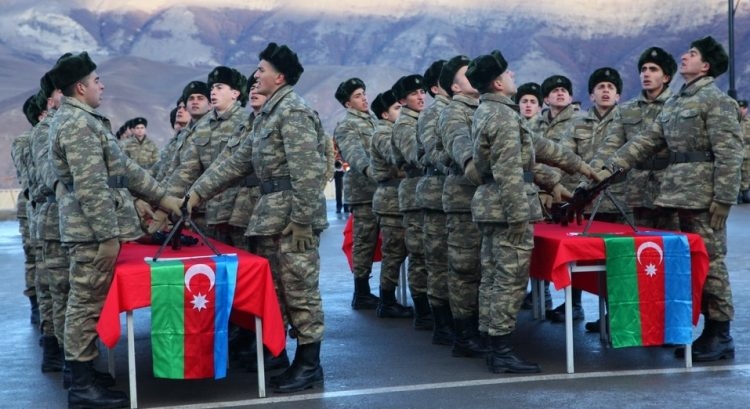 Baş nazir həqiqi hərbi xidmətlə bağlı QƏRAR İMZALADI