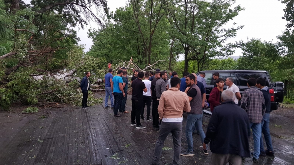 Bakı-Şamaxı-Yevlax yolu bağlandı - FOTOLAR