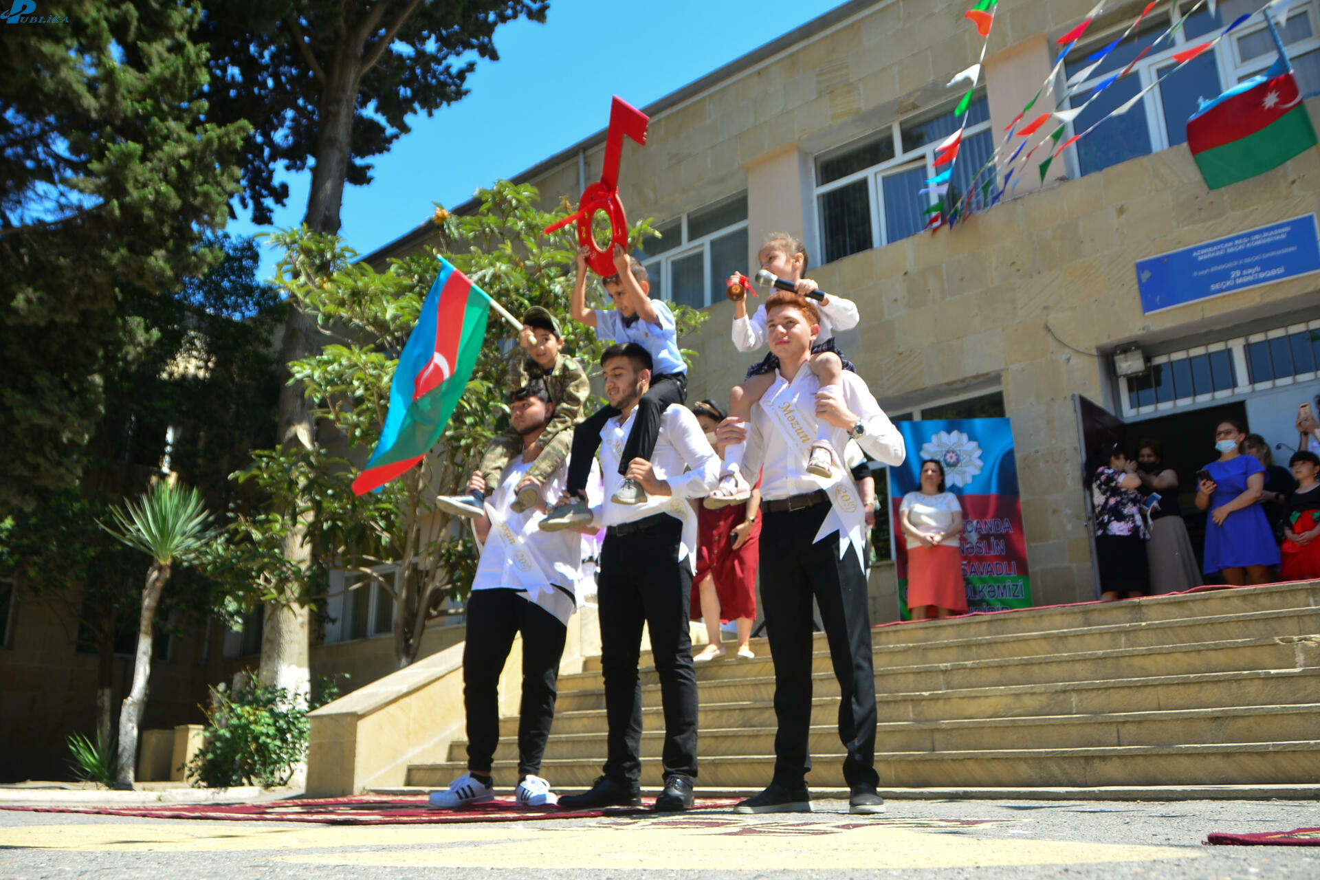 Bu gün Azərbaycanda “Son zəng”dir
