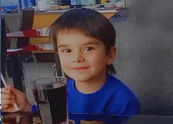 İdman müəlliminin zərbələrindən sonra ölən 7 yaşlı Fəridin MƏZARI - FOTO