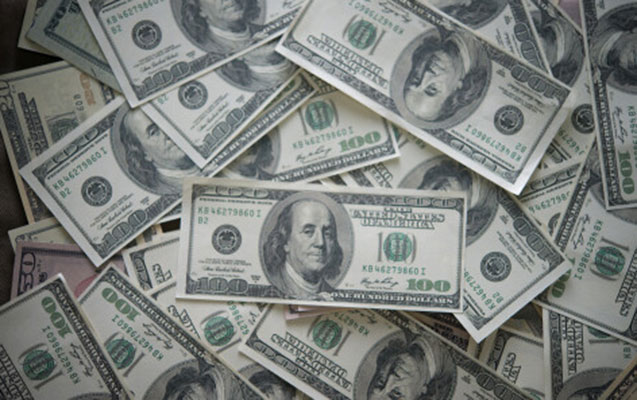 Əmisinin 90 min dollarını oğurlayıb özünə ev aldı