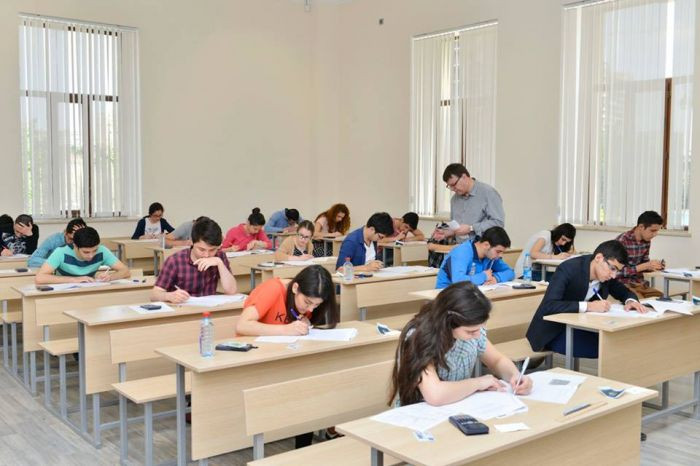 8 abituriyent və 1 nəzarətçi imtahandan xaric olunub - DİM