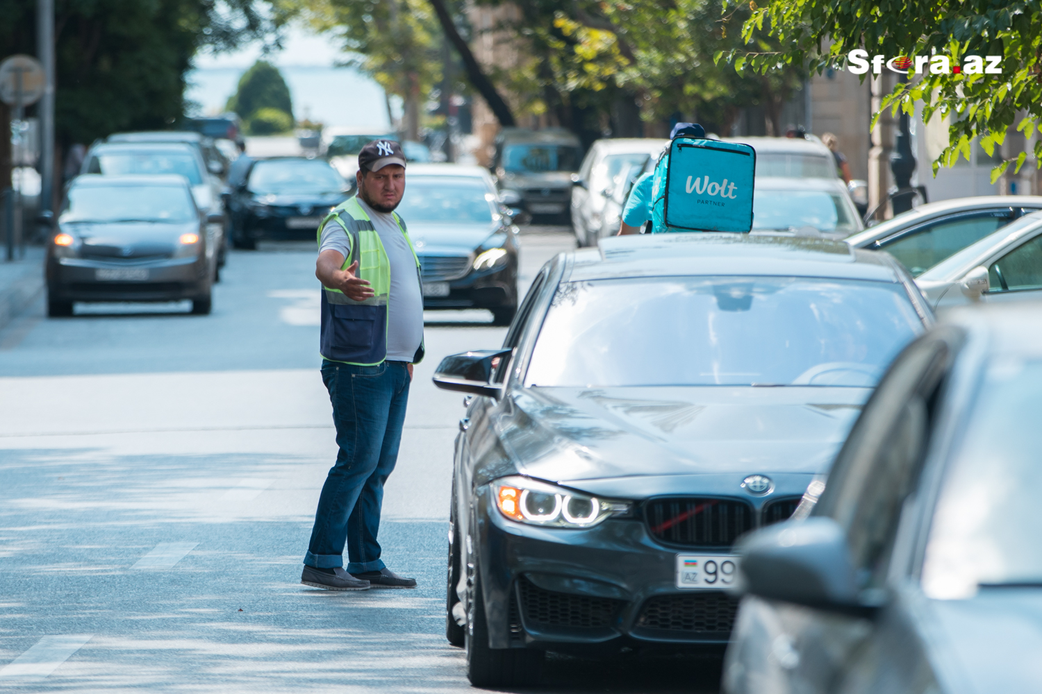 Yeni qayda parkinq problemini həll edəcəkmi? - Bakıda mülki geyimdə pul yığanlar kimdir? + FOTOLAR