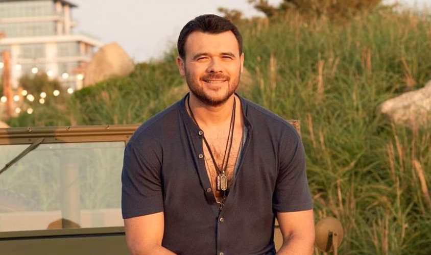 Emin Ağalarov anasını uşaqlıq arzusuna çatdırdı - FOTO