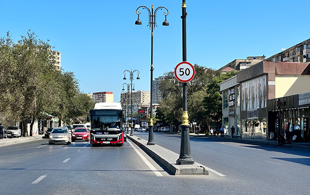 Daha 2 küçədə sürət həddi endirildi - FOTOLAR