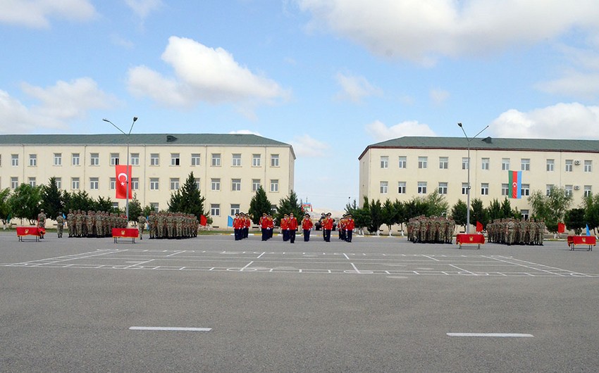 Gizir hazırlığı kursunun buraxılış mərasimi keçirildi - FOTO