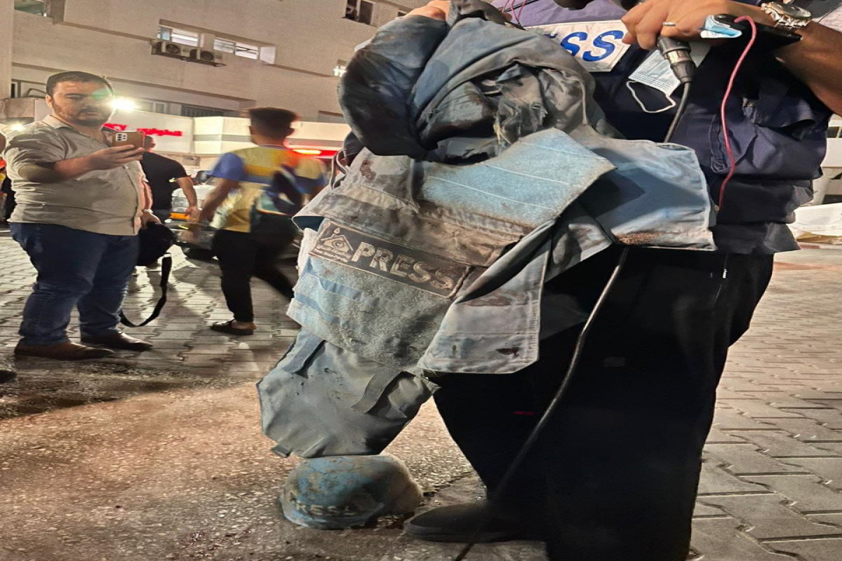 Qəzzada iki jurnalist öldürülüb