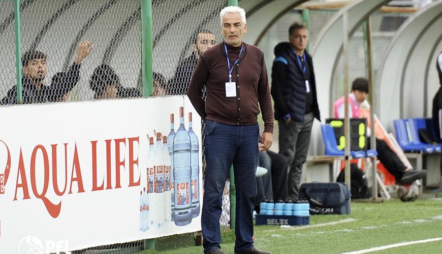 Azərbaycanda daha bir baş məşqçi istefası