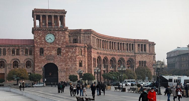 Ermənilər sosial mediada ən çox Azərbaycan xəbərlərini oxuyur - FOTOFAKT