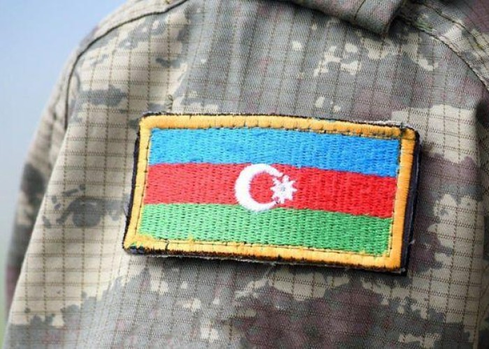 Azərbaycan ordusunun baş leytenantı özünü GÜLLƏLƏDİ