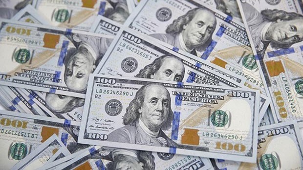 Hərraclarda dollar alışı kəskin artıb – Rəqəmlər