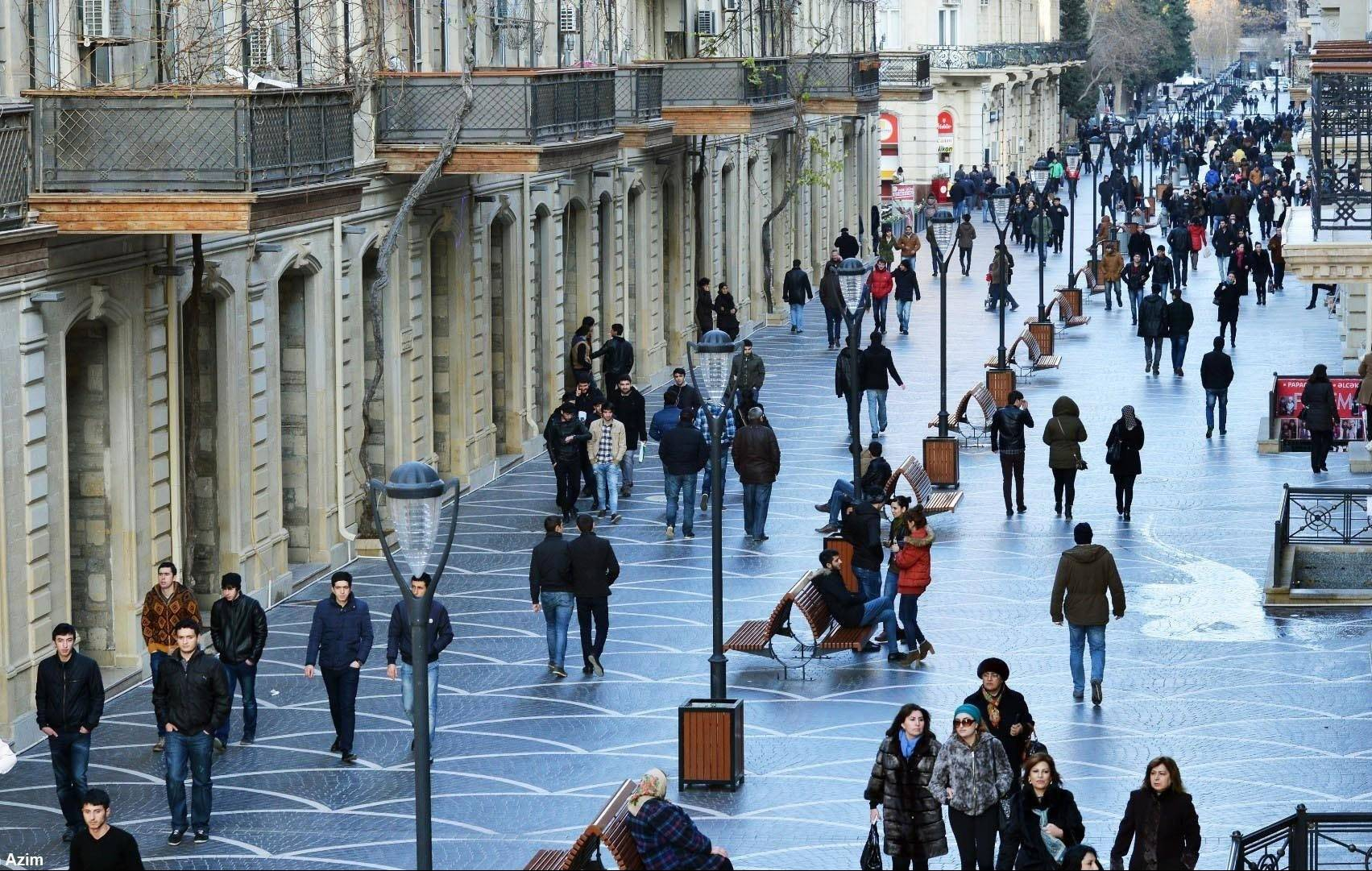 Azərbaycanda qadınların sayı kişilərdən çoxdur - STATİSTİKA