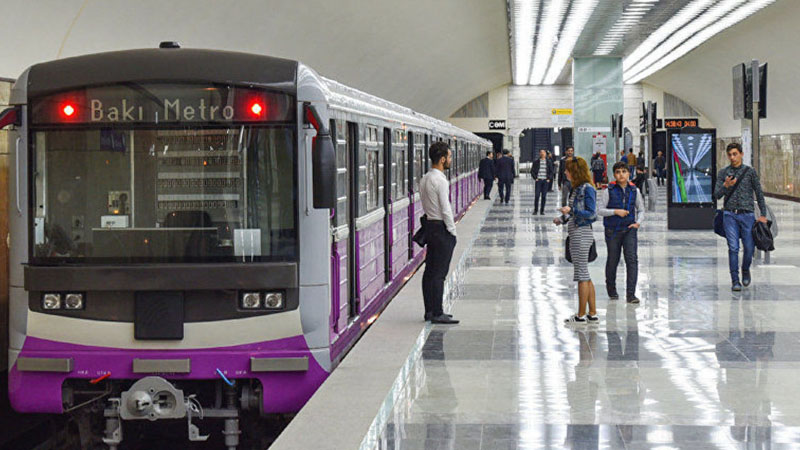 Metro ilə hər gün nə qədər sərnişin daşınır? - Son rəqəmlər