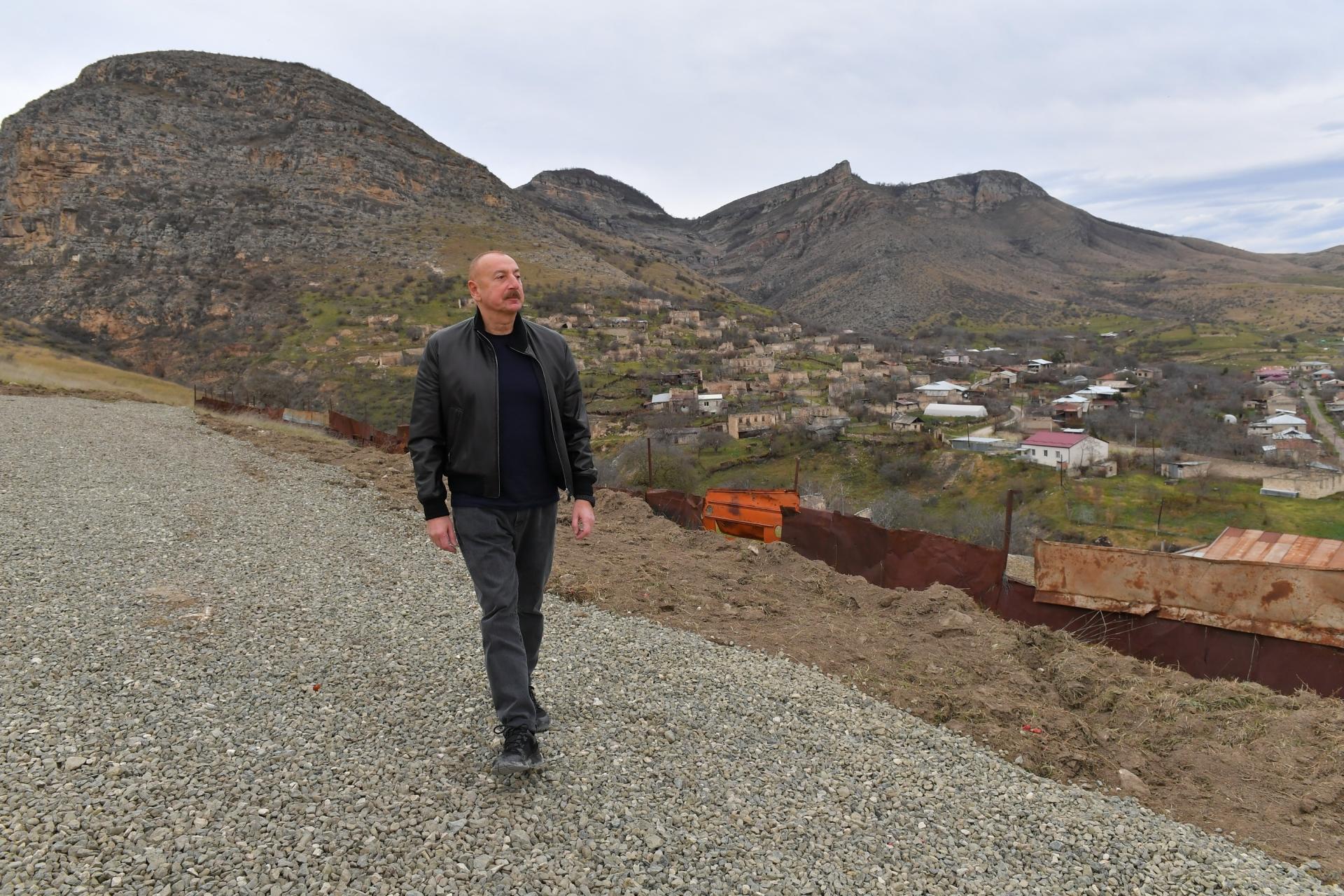 Prezident Xocalı rayonunun Pirlər kəndində olub - FOTO