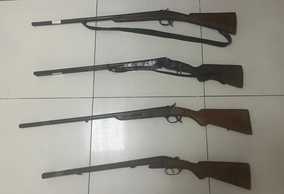 Daha 4 silah polisə təhvil verildi