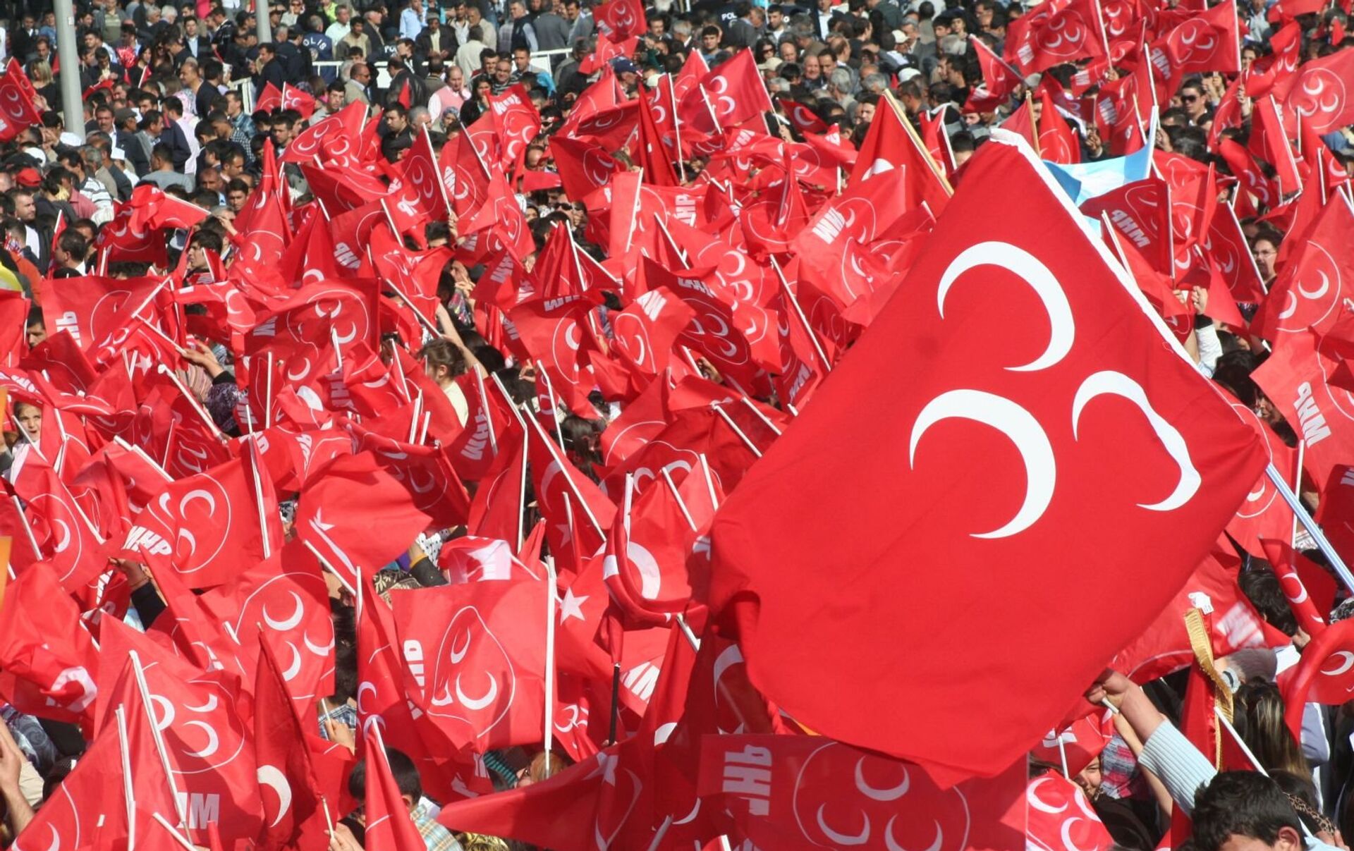 Türkiyənin Milliyyətçi Hərəkat Partiyası seçkilərdəki namizədlərini AÇIQLADI - SİYAHI