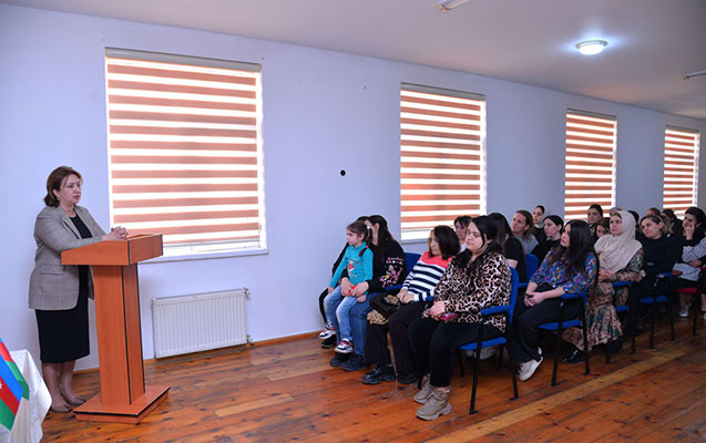 Məktəb rəhbərlərinə tapşırıqlar verildi