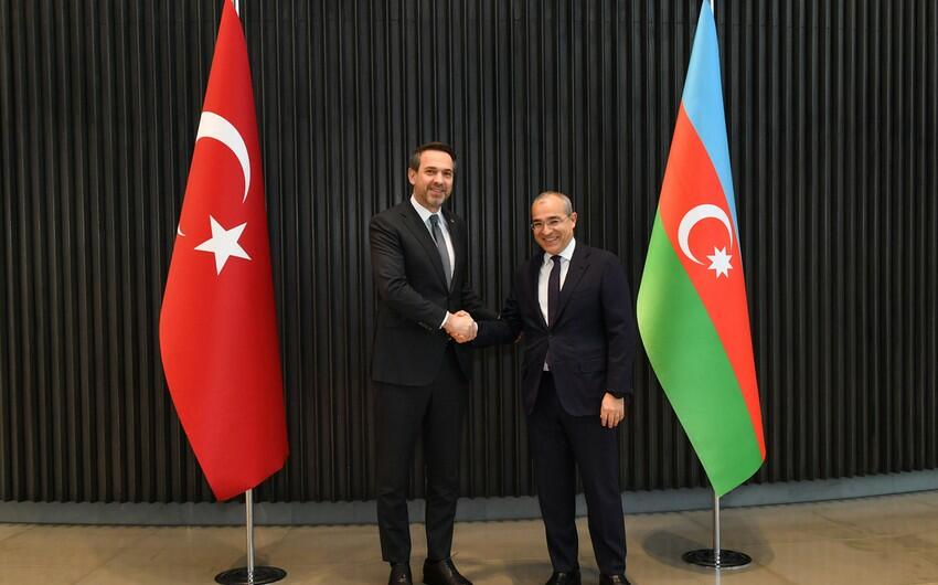 Türk nazir İqtisadiyyat Nazirliyində - Hansı məsələlər müzakirə edildi?