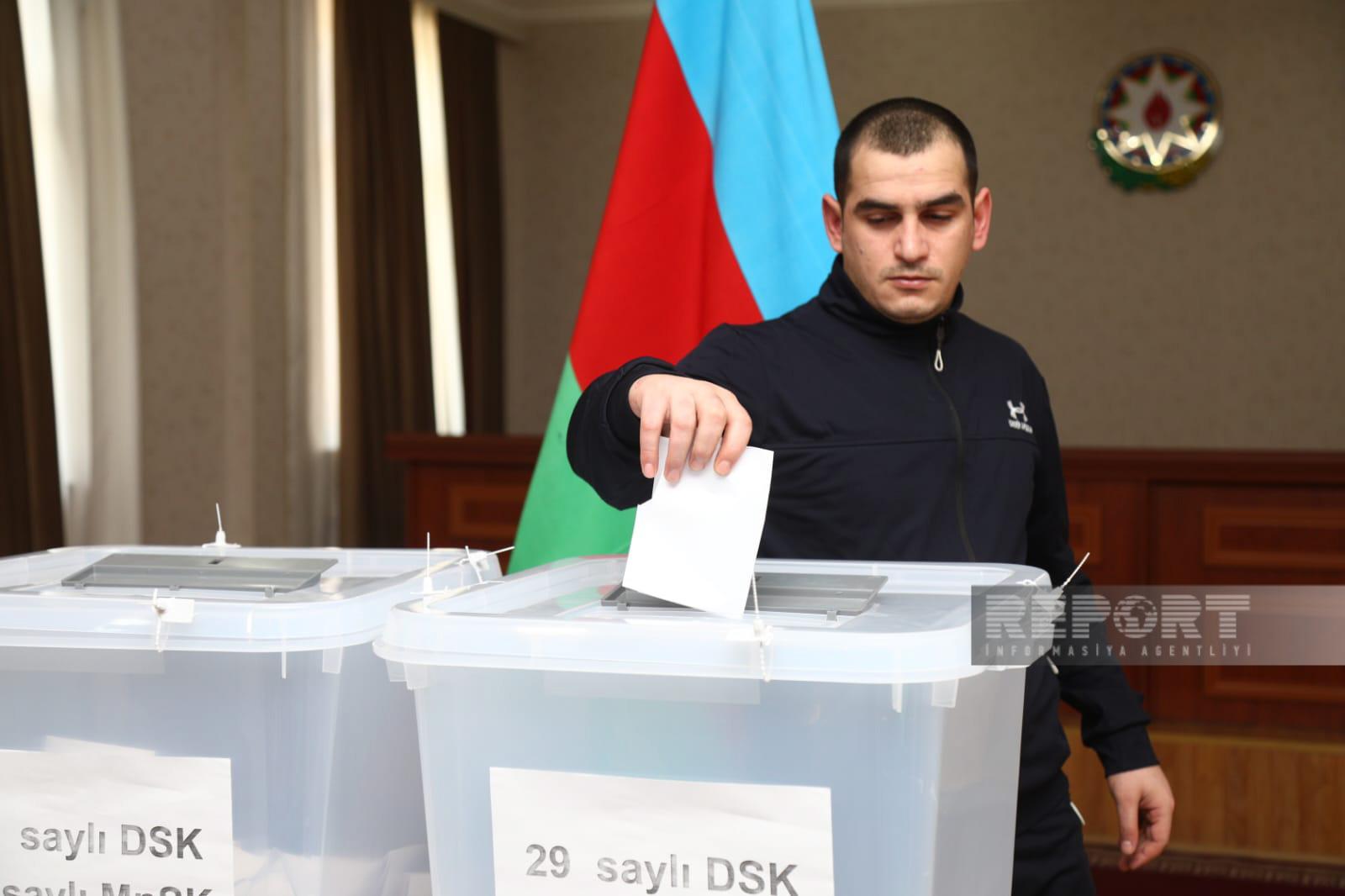 Penitensiar müəssisələrdə 300-ə yaxın məhkum SƏS VERDİ - FOTO