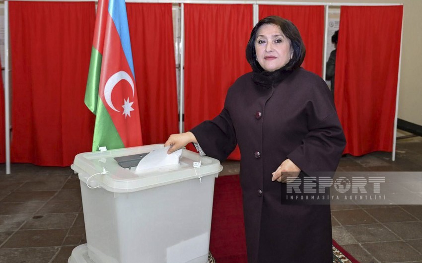 Sahibə Qafarova SƏS VERDİ - FOTO