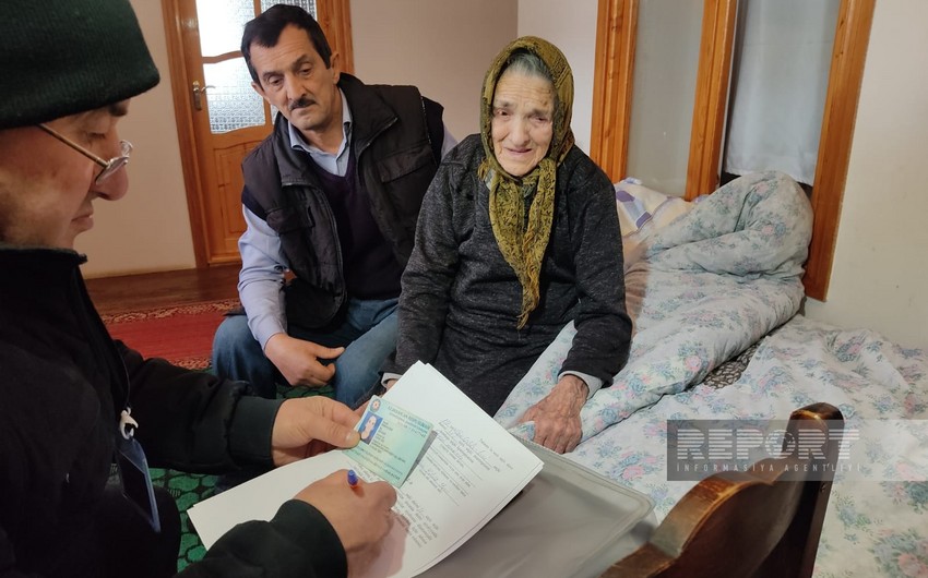 Oğuzda 102 yaşlı seçici SƏS VERDİ- FOTO