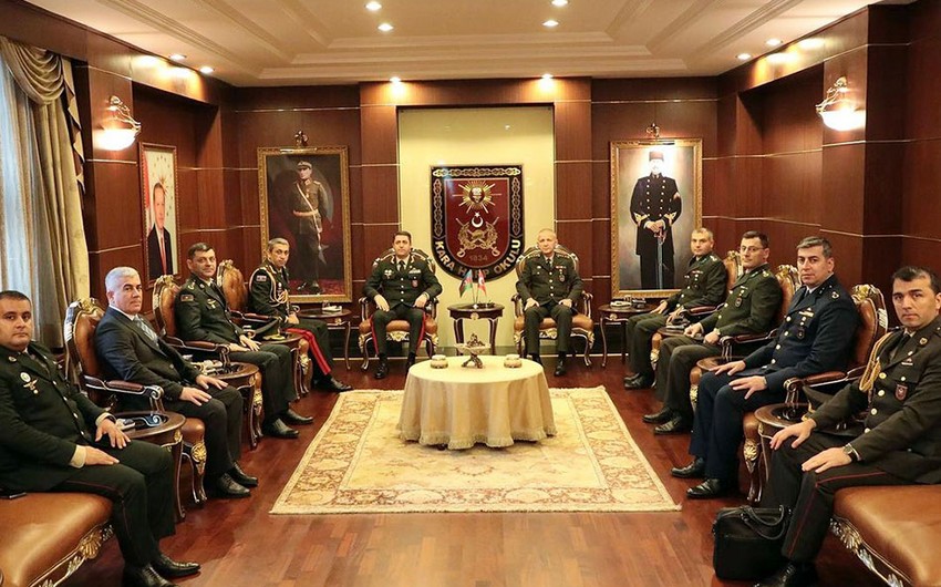 Azərbaycan və Türkiyə arasında hərbi əməkdaşlıq məsələsi MÜZAKİRƏ OLUNDU - FOTO