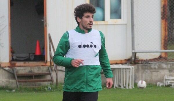 Türkiyəli futbolçu vəfat etdi