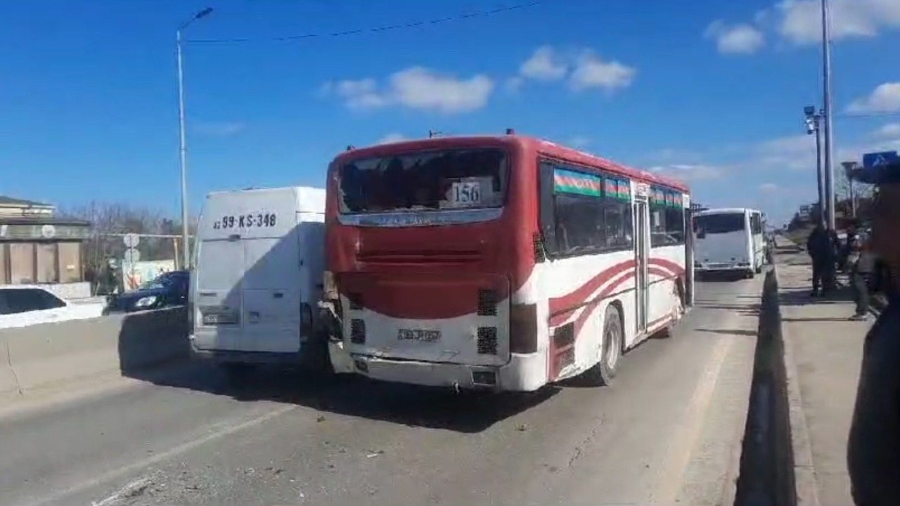 Bakıda avtobus QƏZASI - İkisi uşaq olmaqla 7 nəfər... + VİDEO