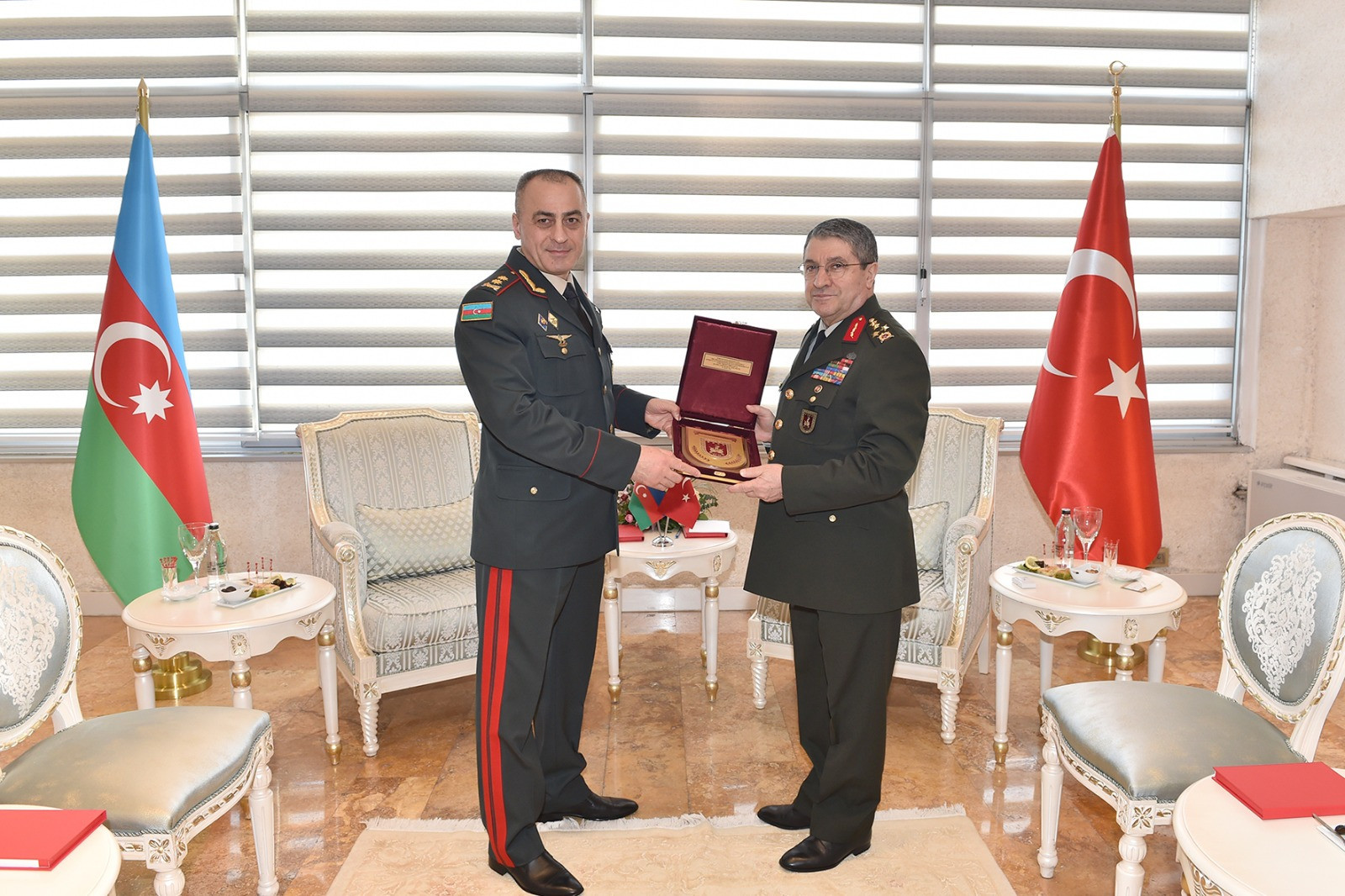 Hikmət Mirzəyev türkiyəli həmkarı ilə danışıqlar apardı - FOTO