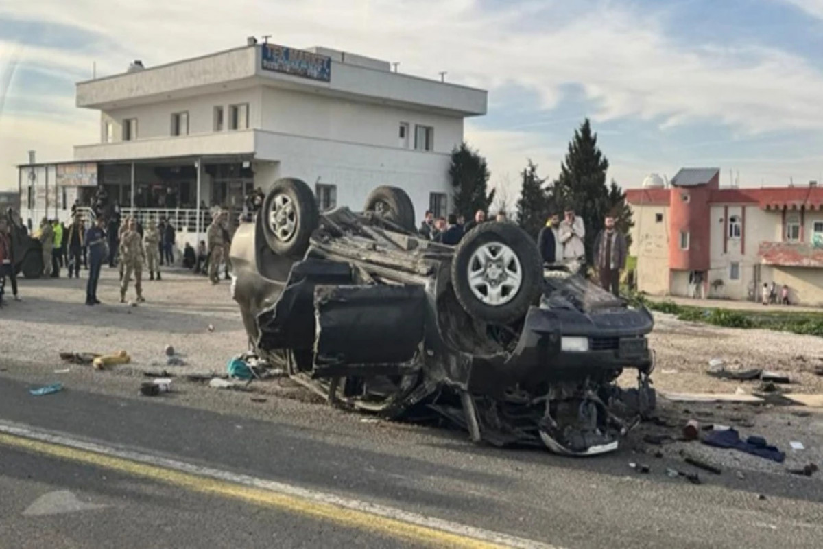 Ərdoğanın qəzaya düşən konvoyunda yaralanan daha bir polis VƏFAT ETDİ