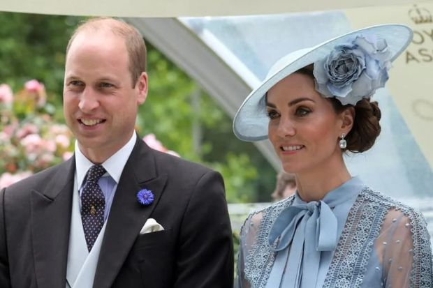 Bayraqlar yarıya endirildi: Britaniya şahzadəsi Keyt Middlton ölüb?