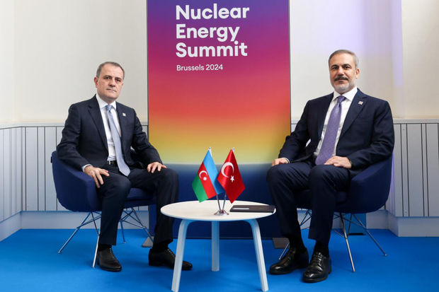 Ceyhun Bayramov Brüsseldə Hakan Fidanla görüşdü