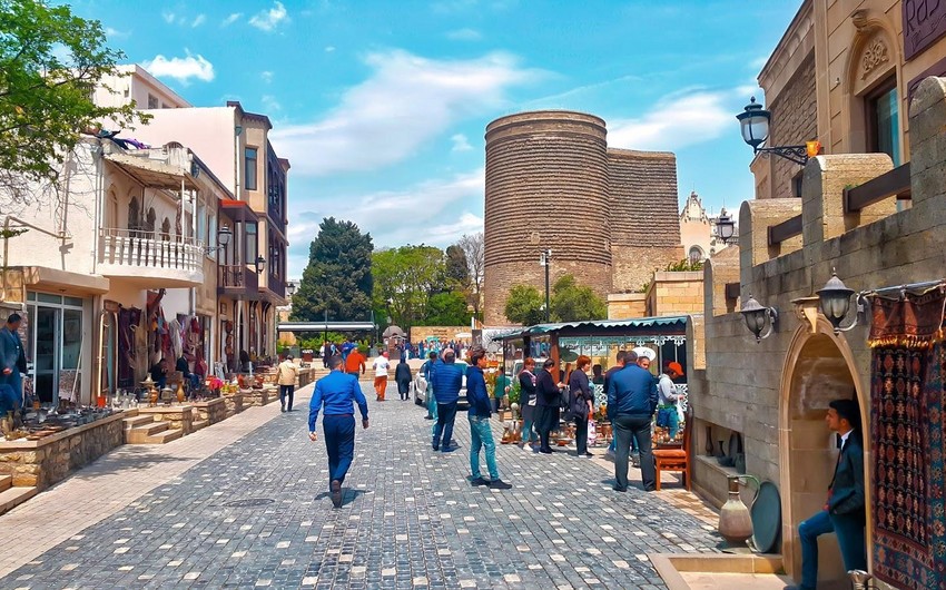 Azərbaycana bu il ən çox hansı ölkələrdən turistlər gəlib? - AÇIQLAMA