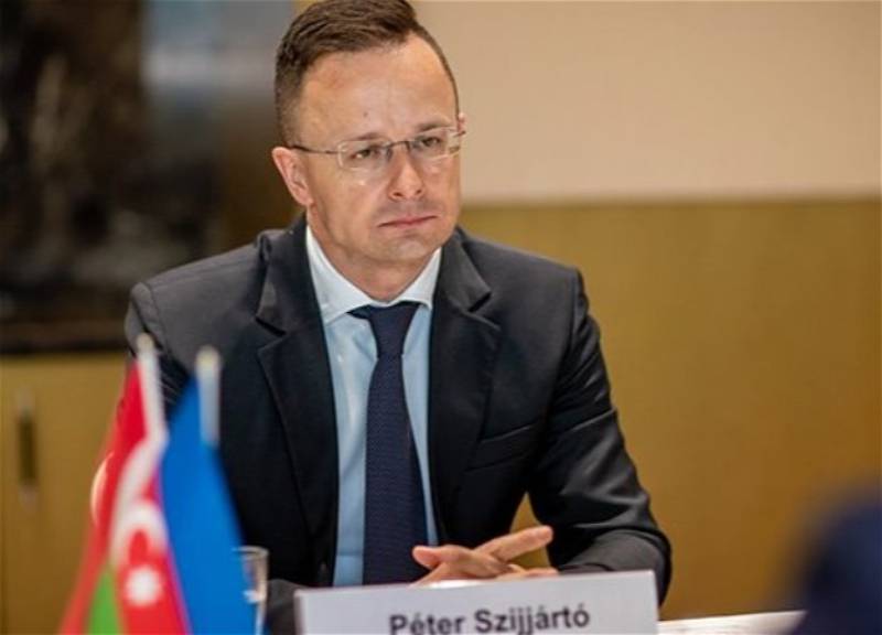 Macarıstanın xarici işlər naziri: