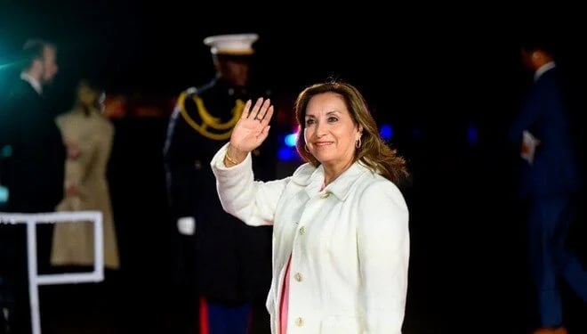 Peru prezidentinin evinə polis basqın etdi - KORRUPSİYA