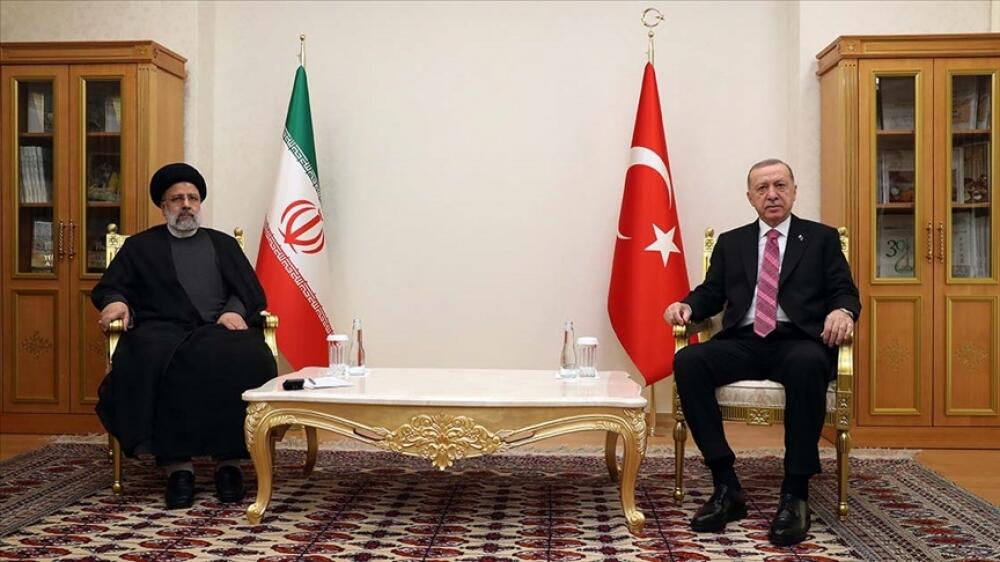 Ərdoğan Rəisi ilə bu məsələləri müzakirə etdi