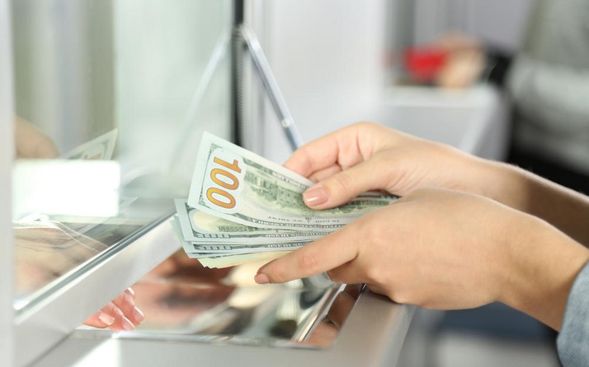 Neft Fondu martda satdığı dolların məbləğini AÇIQLADI