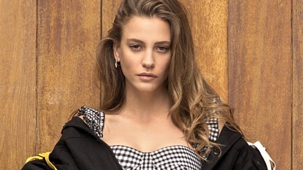 Serenay Sarıkaya sevgilisi ilə GÖRÜNTÜLƏNDİ - FOTO