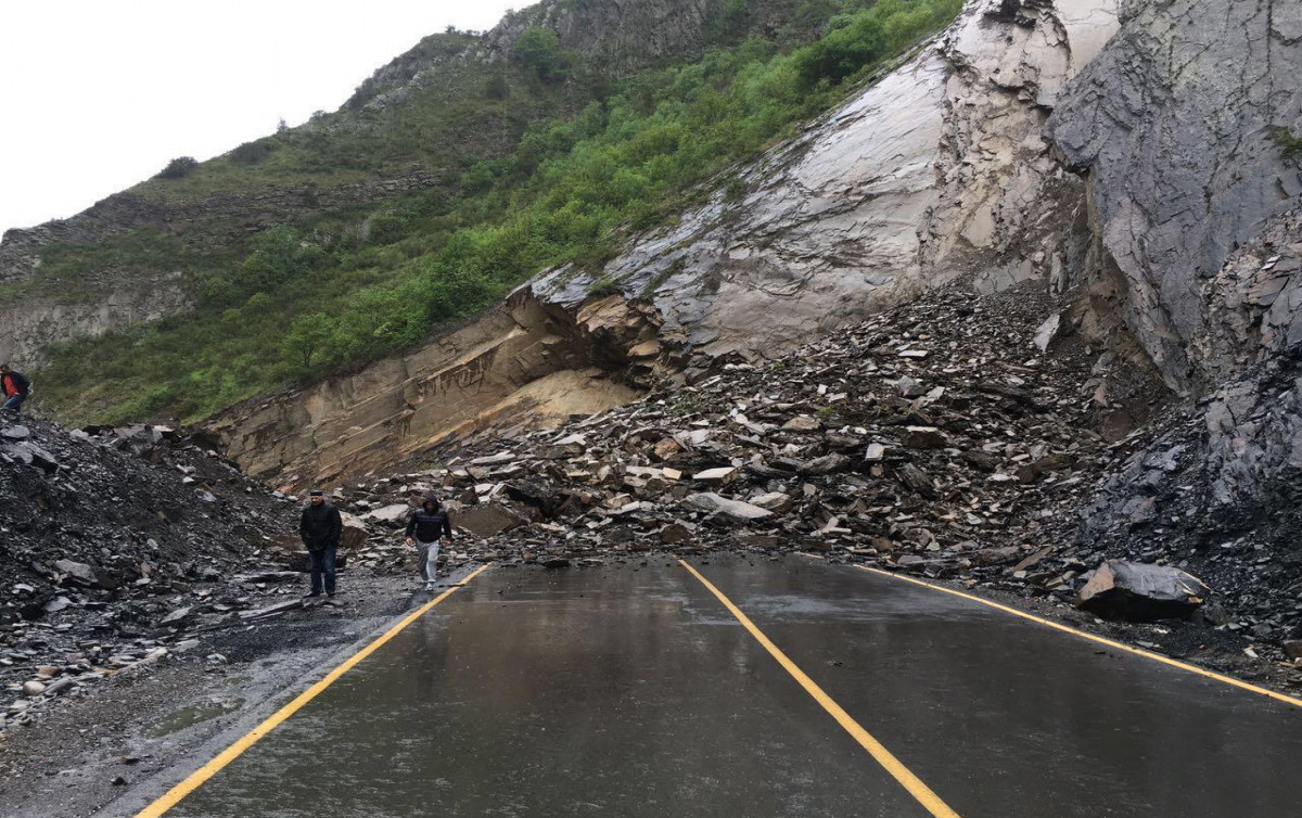 Ermənistan - İran yolu BAĞLANDI