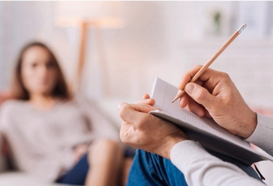 Psixoloq, psixiatr və nevroloq: Bu anlayışları necə fərqləndirmək olar?