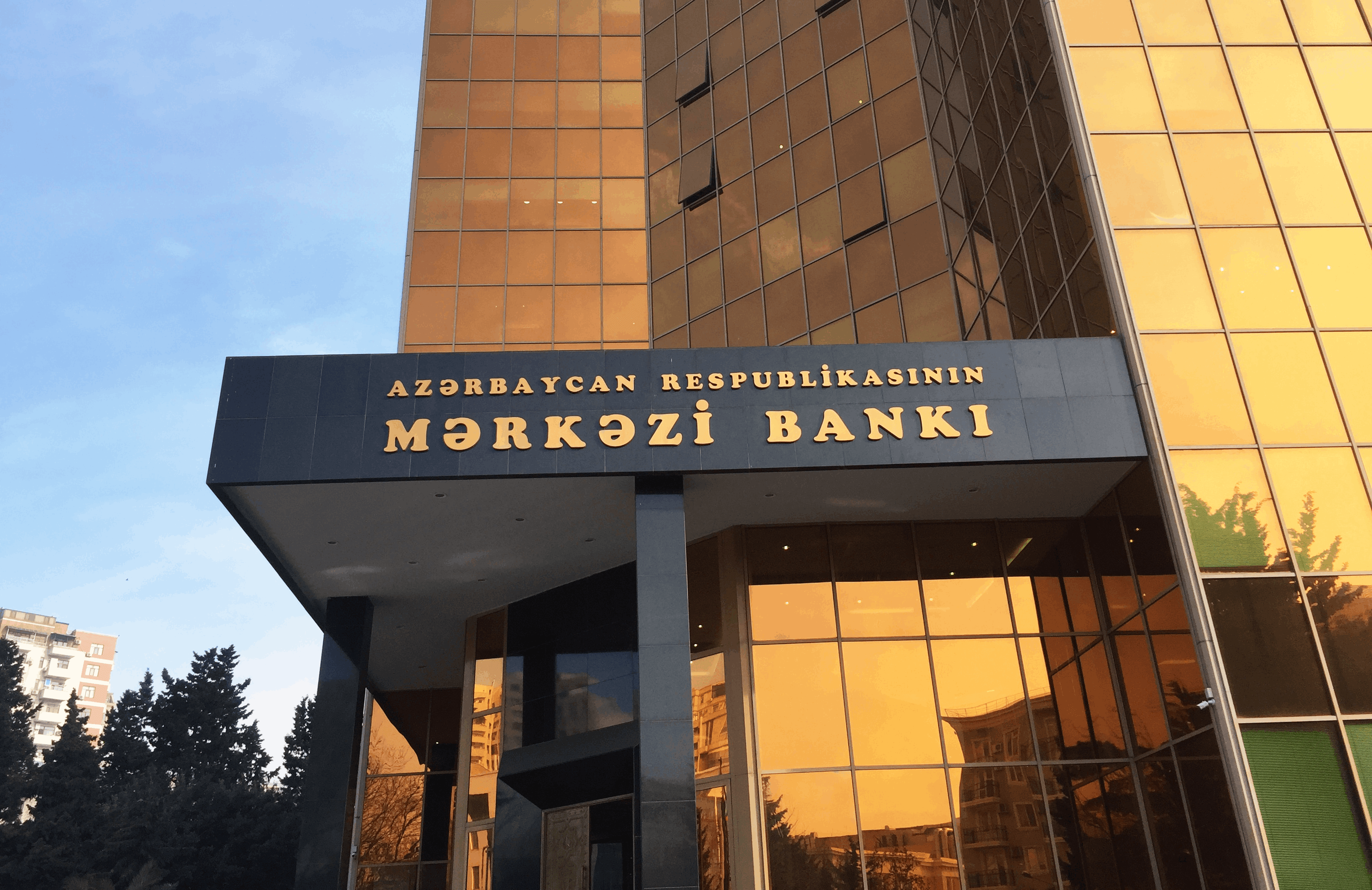 Mərkəzi Bank faiz dəhlizinin aşağı həddini niyə dəyişmədi? - ŞƏRH