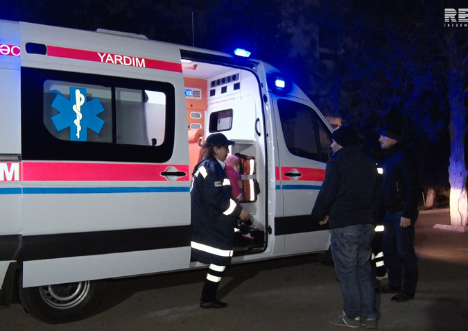 Bakıda toydan çıxan qadınları avtomobil vurdu: ÖLƏN VAR - VİDEO