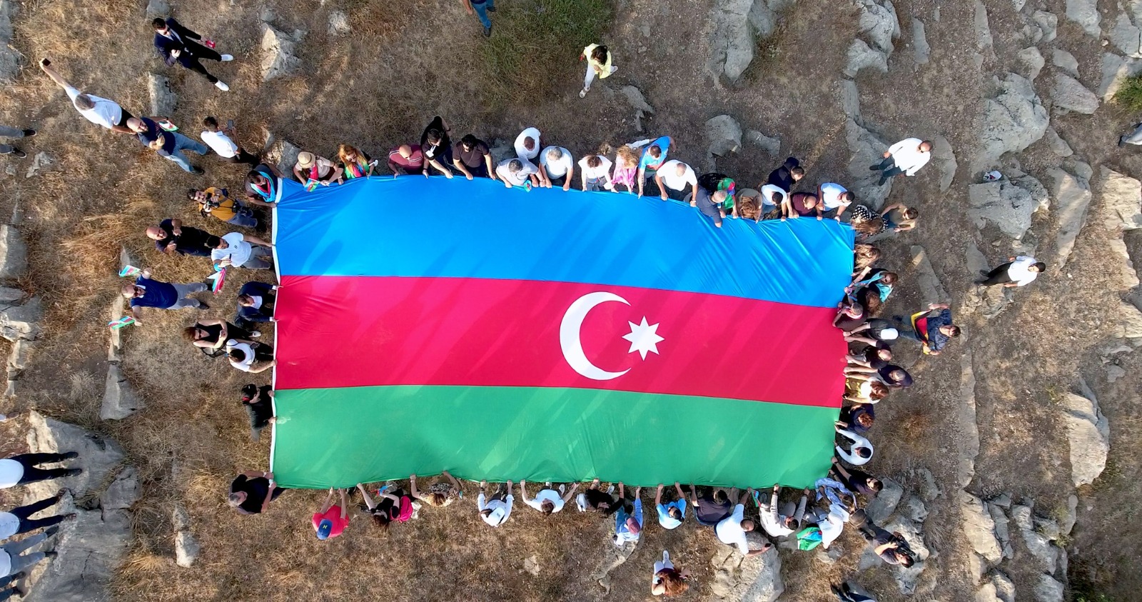 Xaricdə yaşayan azərbaycanlılarla əlaqələr diaspor faəliyyətini genişləndirir