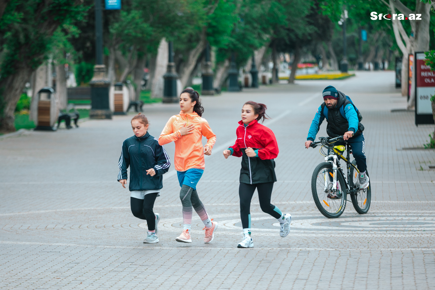 Yazda payızı yaşayan Bakı – FOTOREPORTAJ 