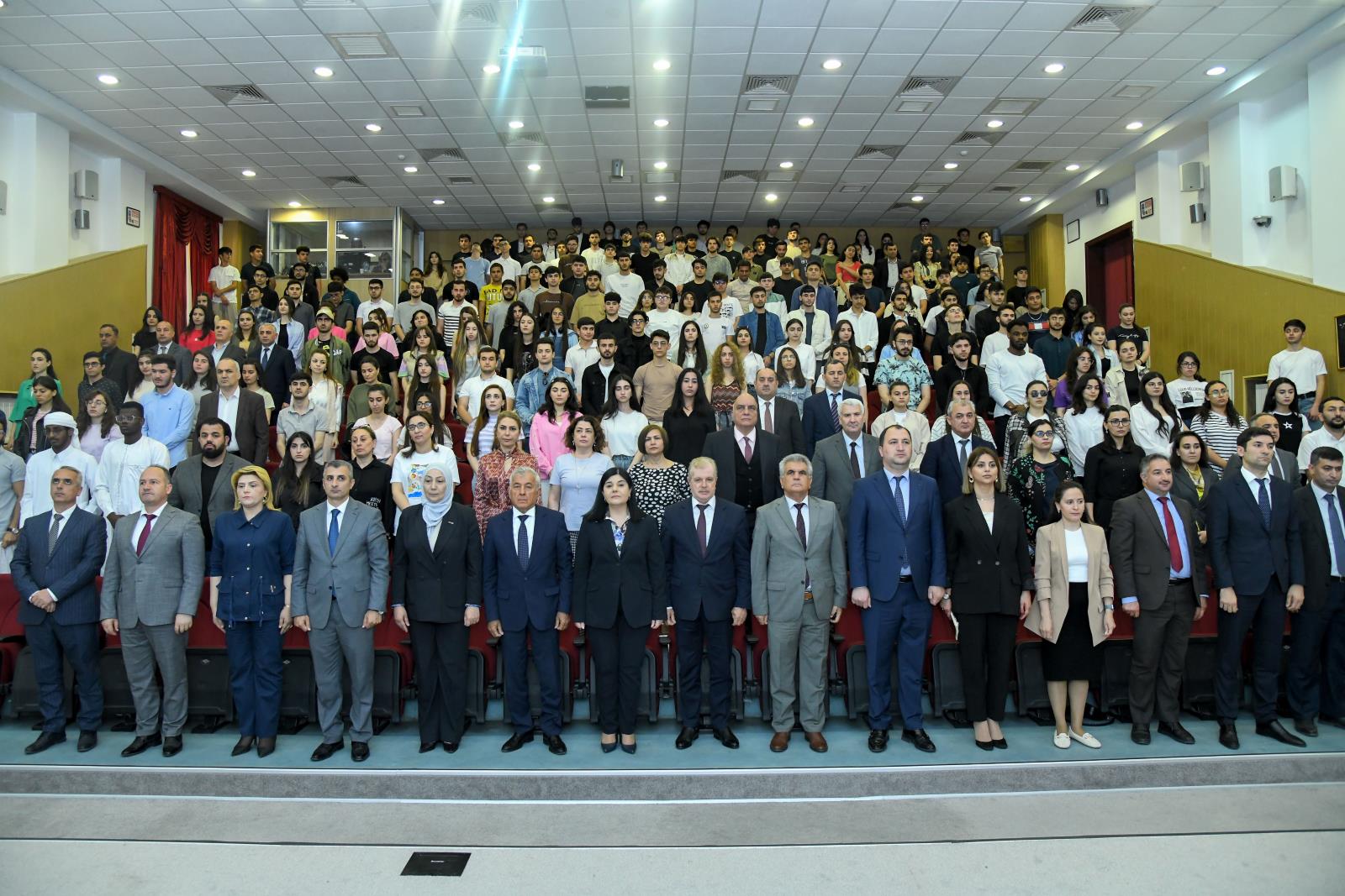 Abşeron rayonunda “COP29: Gənclərin iqlim dəyişikliyi hərəkatına çağırışı” adlı simpozium keçirildi - FOTO