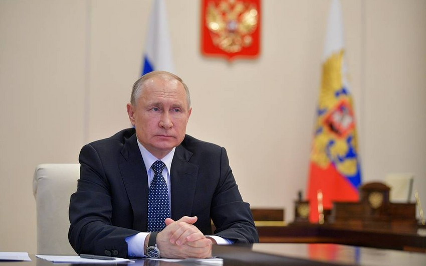 Putin Azərbaycan xalqını Müstəqillik Günü münasibətilə TƏBRİK ETDİ